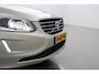 Volvo XC60 2.4 D4 Summum | 5-cilinder | Panoramadak | Trekhaak | Camera | Navigatie | Stoelverwarming | Verwarmde voorruit