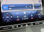Mercedes-Benz C-klasse 300 e AMG Line / 1e Eigenaar / AMG Line / Panoramadak / Lederen Bekleding / Elektrische Stoelen / Stoel & Stuurverwarming / Sfeerverlichting / Achteruitrijcamera / Apple Carplay & Android Auto /