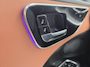 Mercedes-Benz C-klasse 300 e AMG Line / 1e Eigenaar / AMG Line / Panoramadak / Lederen Bekleding / Elektrische Stoelen / Stoel & Stuurverwarming / Sfeerverlichting / Achteruitrijcamera / Apple Carplay & Android Auto /
