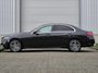 Mercedes-Benz C-klasse 300 e AMG Line / 1e Eigenaar / AMG Line / Panoramadak / Lederen Bekleding / Elektrische Stoelen / Stoel & Stuurverwarming / Sfeerverlichting / Achteruitrijcamera / Apple Carplay & Android Auto /