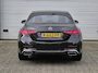 Mercedes-Benz C-klasse 300 e AMG Line / 1e Eigenaar / AMG Line / Panoramadak / Lederen Bekleding / Elektrische Stoelen / Stoel & Stuurverwarming / Sfeerverlichting / Achteruitrijcamera / Apple Carplay & Android Auto /