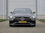 Mercedes-Benz C-klasse 300 e AMG Line / 1e Eigenaar / AMG Line / Panoramadak / Lederen Bekleding / Elektrische Stoelen / Stoel & Stuurverwarming / Sfeerverlichting / Achteruitrijcamera / Apple Carplay & Android Auto /