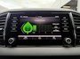 Skoda Karoq 150pk Business Edition (Trekhaak - LED - Camera - Keyless start - Navigatie - Automatische Airco - Apple Carplay - Parkeersensoren V+A)