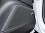 Porsche Macan Turbo 100 kWh SOH 97% | BTW | Meest complete uitvoering | 22-inch RS Spyder Design | Panorama | Adaptieve Sportstoelen incl. Stoelverstelling 18-wegs en Memory-pakket | Luchtvering | Ijsgrijs metallic ORIGI Kleur |