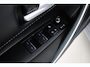 Toyota Corolla Touring Sports Hybrid 140 Business | Apple Carplay / Android Auto | Stoelverwarming | Parkeersensoren voor/achter | Adaptive Cruise | Keyless | Clima | Camera | 16 inch
