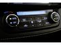 Toyota RAV4 2.5 Hybrid AWD Energy | Trekhaak (1.650 KG) | Navigatie | Keyless | Adaptive Cruise | Clima | Parkeersensoren voor/achter | Camera | Elektrische achterklep | 17 inch | Rijstrooksensor | Bluetooth