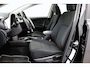 Toyota RAV4 2.5 Hybrid AWD Energy | Trekhaak (1.650 KG) | Navigatie | Keyless | Adaptive Cruise | Clima | Parkeersensoren voor/achter | Camera | Elektrische achterklep | 17 inch | Rijstrooksensor | Bluetooth