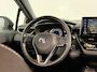 Toyota Corolla 1.8 Hybrid Active | Apple Carplay | Achteruitrijcamera | Trekhaak | All-Season banden |