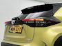 Toyota Yaris Cross 1.5 Hybrid Adventure | JBL | Head-Up | Dodehoek detectie | Stoel+stuurverwarming | LED Matrix | Elektrische achterklep | Parkeersensoren voor+achter | Draadloze telefoonlader |