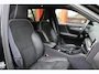 Volvo XC40 T4 Recharge R-Design | Stoelverwarming | Trekhaak | Panoramadak | H/K | 21 INCH | Glossy Black | Keyless