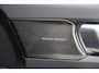 Volvo XC40 T4 Recharge R-Design | Stoelverwarming | Trekhaak | Panoramadak | H/K | 21 INCH | Glossy Black | Keyless