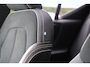 Volvo XC40 T4 Recharge R-Design | Stoelverwarming | Trekhaak | Panoramadak | H/K | 21 INCH | Glossy Black | Keyless