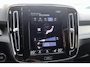 Volvo XC40 T4 Recharge R-Design | Stoelverwarming | Trekhaak | Panoramadak | H/K | 21 INCH | Glossy Black | Keyless