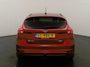 Ford Focus EcoBoost 125 pk ST-Line | Trekhaak | Voorruit verwarming | 18-inch | 100% dealer onderhouden