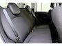 Fiat Panda 1.0 Hybrid City Cross | Parkeersensoren | DAB Radio | Bestuurdersstoel in hoogte verstelbaar | Extra getint glas | Dakrails | Lichtmetalen velgen