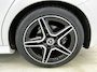 Mercedes-Benz B-klasse 200 Business Solution AMG | Panorama schuifdak | Night pakket | Premium Plus pakket Inclusief 24 maanden Mercedes-Benz Certified garantie voor Europa.