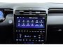 Hyundai Tucson 1.6 T-GDI PHEV Premium Sky 4WD Automaat | Panoramisch schuifdak | Trekhaak | Stoelverwarming & Ventilatie | Lederen bekleding | Stuurwielverwarming