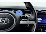 Hyundai Tucson 1.6 T-GDI PHEV Premium Sky 4WD Automaat | Panoramisch schuifdak | Trekhaak | Stoelverwarming & Ventilatie | Lederen bekleding | Stuurwielverwarming