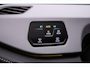 Volkswagen ID.3 Pro 58 kWh 204pk Automaat Adaptive cruise control, Navigatie, Achteruitrijcamera, Stuurwiel verwarmd, LED koplampen, Stoelverwarming