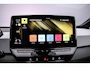 Volkswagen ID.3 Pro 58 kWh 204pk Automaat Adaptive cruise control, Navigatie, Achteruitrijcamera, Stuurwiel verwarmd, LED koplampen, Stoelverwarming