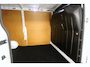Renault Master 2.3 dCi L2H2 170PK | Automaat | Airco | Cruise | 3 Zits | Navigatie | Trekhaak | Parkeersens.