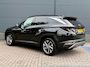 Hyundai Tucson 1.6 T-GDI MHEV Comfort Smart / Navigatiesysteem / Achteruitrijcamera / Apple CarPlay & Android Auto / Digitaal instrumentenpaneel / Cruise control / Climate control / Parkeersensoren voor en achter / LED-verlichting / Lichtmetalen velgen / Rijstrookassistent / Automatische noodremassistent / Verkeersbordherkenning / Multifunctioneel stuurwiel / Bluetooth / Automatische verlichting / 48V Mild Hybrid