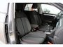 Volkswagen T-Roc 1.0 110pk TSI Life | Navigatie | Achteruitrijcamera | Airco | 17" Velgen