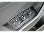 Volkswagen T-Roc 1.0 110pk TSI Life | Navigatie | Achteruitrijcamera | Airco | 17" Velgen