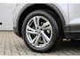 Volkswagen T-Roc 1.0 110pk TSI Life | Navigatie | Achteruitrijcamera | Airco | 17" Velgen