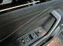 Volkswagen T-Roc 1.5 TSI R-Line Business+ * Pano * IQ * 3x R-line * Cam * Dealer Onderhouden *