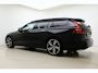 Volvo V60 2.0 T8 Recharge AWD R-Design Automaat | Trekhaak wegklapbaar | Lederen bekleding | Stoel & Stuurverwarming | 18" Lichtmetalen velgen | Electrische achterklep