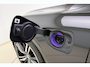 Volvo V60 2.0 T8 Recharge AWD R-Design Automaat | Trekhaak wegklapbaar | Lederen bekleding | Stoel & Stuurverwarming | 18" Lichtmetalen velgen | Electrische achterklep