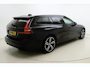 Volvo V60 2.0 T8 Recharge AWD R-Design Automaat | Trekhaak wegklapbaar | Lederen bekleding | Stoel & Stuurverwarming | 18" Lichtmetalen velgen | Electrische achterklep