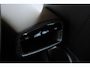 Volvo EX30 P5 Long Range Plus Europa 69 kWh | Elektrisch verstelbare voorstoelen | Stoel-/ stuurwielverwarming | Extra getint glas | Harman Kardon | Pilot assist | BLIS | Apple carplay/ Android auto | 19 inch. lichtmetalen velgen