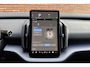Volvo EX30 P5 Long Range Plus Europa 69 kWh | Elektrisch verstelbare voorstoelen | Stoel-/ stuurwielverwarming | Extra getint glas | Harman Kardon | Pilot assist | BLIS | Apple carplay/ Android auto | 19 inch. lichtmetalen velgen