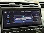 Hyundai Tucson 1.6 T-GDI 265pk PHEV Premium 4WD | Trekhaak afneembaar | Lederen bekleding | 360 camera | Navigatie | Stoelverwarming&ventilatie | Stuurverwarming | Keyless | LED | DAB| Apple CarPlay / Android Auto | Adaptieve cruise | Lane assist | Dodehoekdetectie | Elektrisch verstelbare stoel memory | Elektrische achterklep | Volledig dealeronderhouden | Fabrieksgarantie