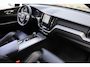 Volvo XC60 T6 Recharge AWD R-Design | Longe Range | Stoelverwarming & Koeling | Trekhaak | 360° Camera | Panoramadak | H/K | Keyless