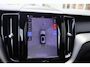 Volvo XC60 T6 Recharge AWD R-Design | Longe Range | Stoelverwarming & Koeling | Trekhaak | 360° Camera | Panoramadak | H/K | Keyless