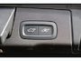 Volvo XC60 T6 Recharge AWD R-Design | Longe Range | Stoelverwarming & Koeling | Trekhaak | 360° Camera | Panoramadak | H/K | Keyless