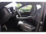 Volvo XC60 T6 Recharge AWD R-Design | Longe Range | Stoelverwarming & Koeling | Trekhaak | 360° Camera | Panoramadak | H/K | Keyless
