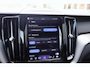 Volvo XC60 T6 Recharge AWD R-Design | Longe Range | Stoelverwarming & Koeling | Trekhaak | 360° Camera | Panoramadak | H/K | Keyless