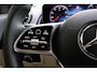 Mercedes-Benz GLB 180 136pk AUT Business Solution Luxury | Leder | Panoramadak | Navigatie | Camera | PDC