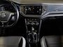Volkswagen T-Roc 1.5 TSI Sport / 150pk / Panorama dak / Lederen bekleding / Achteruitrijcamera / Stoelverwarming /