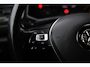 Volkswagen T-Roc 1.0 TSI STYLE I ACC I TREKHAAK I NAP I CARPLAY | 1e EIG!