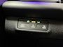 Volkswagen T-Roc 1.5 eTSI R-Line / FABRIEKSGARANTIE TOT 02-2028/ AUTOMAAT/ TREKHAAK/ NAVI/ CLIMA/ STOELVERWARMING/ APP-CONNECT/ PARK. SENSOREN + CAMERA