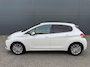 Peugeot 208 110pk Allure (Automatische Airco - Navigatie - Apple Carplay - Parkersensoren - Lichtmetalen velgen)