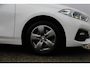 BMW 1-Serie 116i Lesauto ! Sportstoelen Navigatie LED Carplay Android Parkeersensoren Climate Cruise Control LMV