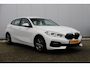 BMW 1-Serie 116i Lesauto ! Sportstoelen Navigatie LED Carplay Android Parkeersensoren Climate Cruise Control LMV