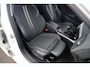 BMW 1-Serie 116i Lesauto ! Sportstoelen Navigatie LED Carplay Android Parkeersensoren Climate Cruise Control LMV