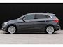 BMW 2-Serie Active Tourer 225xe iPerformance Luxury Line | Leder | Pano | Navi Pro | Memory | HUD | ACC | Sportstoelen | Camera | LED | Alarm kl.3 | Hifi | Etc.